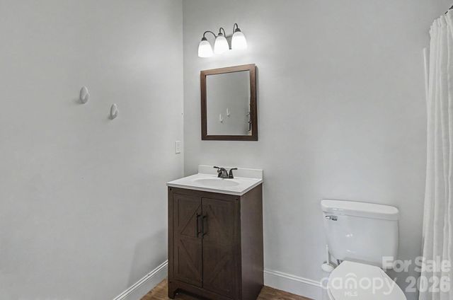 300 Green Meadow Lane, Mars Hill, NC 28754