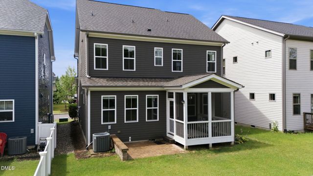 542 Beacon Ridge Boulevard, Chapel Hill, NC 27516