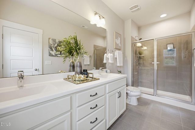 542 Beacon Ridge Boulevard, Chapel Hill, NC 27516