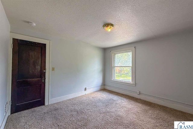 538 Belgrade Avenue, North Mankato, MN 56003