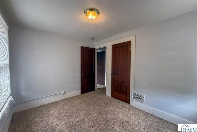 538 Belgrade Avenue, North Mankato, MN 56003