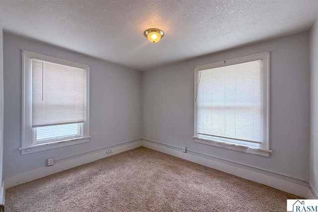 538 Belgrade Avenue, North Mankato, MN 56003