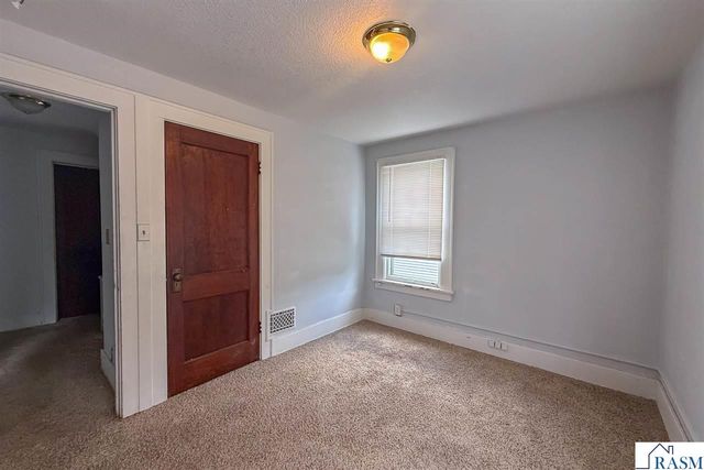 538 Belgrade Avenue, North Mankato, MN 56003