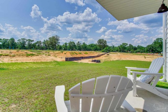 4051 Pendragon Cir, Milton, FL 32583