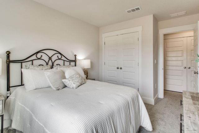 4051 Pendragon Cir, Milton, FL 32583