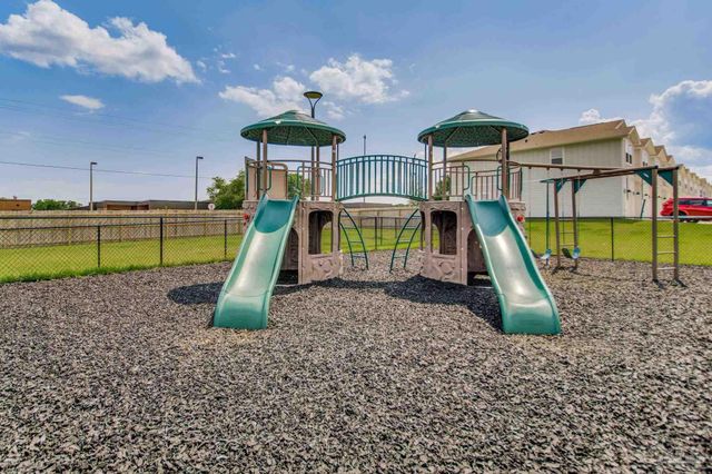 4051 Pendragon Cir, Milton, FL 32583