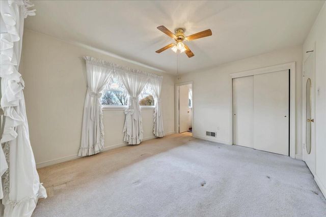 449 Cameron DR, Vinton, VA 24179