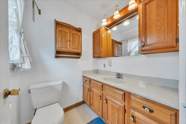 449 Cameron DR, Vinton, VA 24179