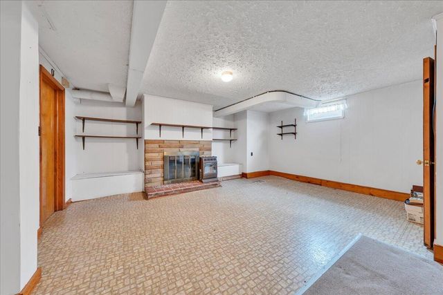 449 Cameron DR, Vinton, VA 24179