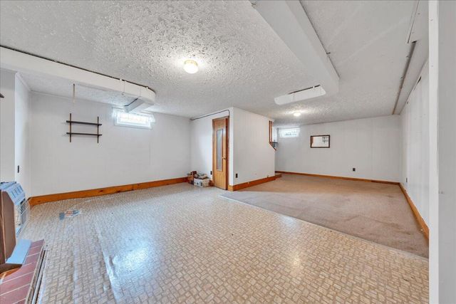 449 Cameron DR, Vinton, VA 24179