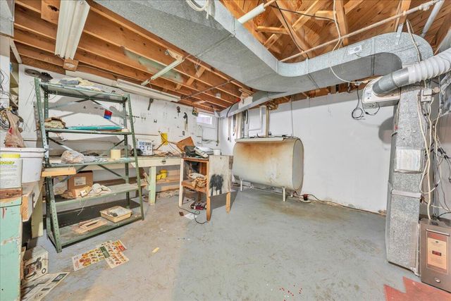 449 Cameron DR, Vinton, VA 24179