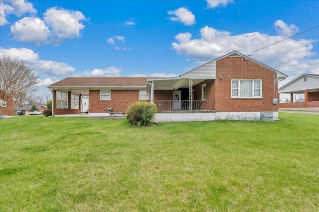 449 Cameron DR, Vinton, VA 24179