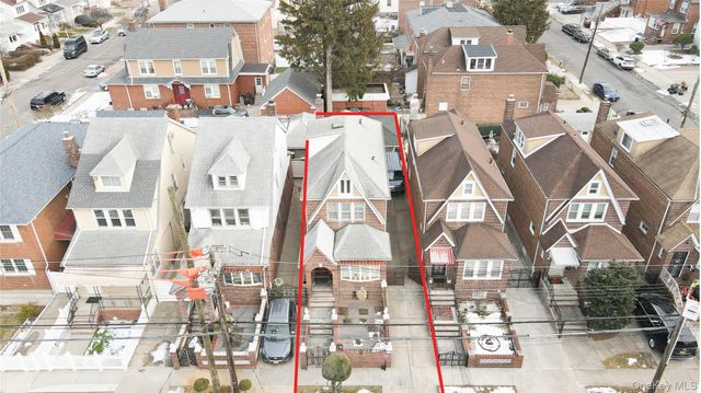 2037 149th Street, Whitestone, NY 11357