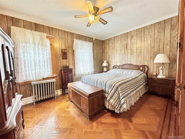 2037 149th Street, Whitestone, NY 11357