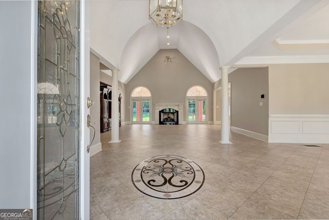 175 Mcelwaney Way, Fayetteville, GA 30215