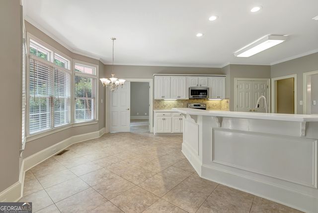175 Mcelwaney Way, Fayetteville, GA 30215