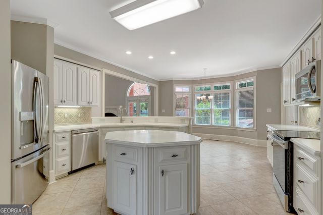 175 Mcelwaney Way, Fayetteville, GA 30215