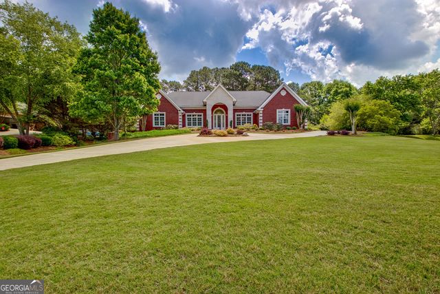 175 Mcelwaney Way, Fayetteville, GA 30215