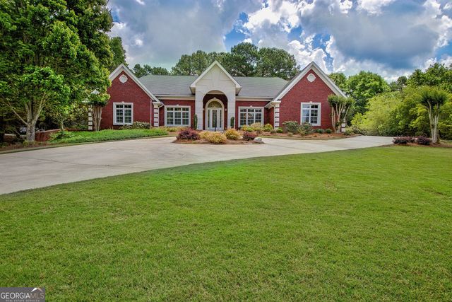 175 Mcelwaney Way, Fayetteville, GA 30215