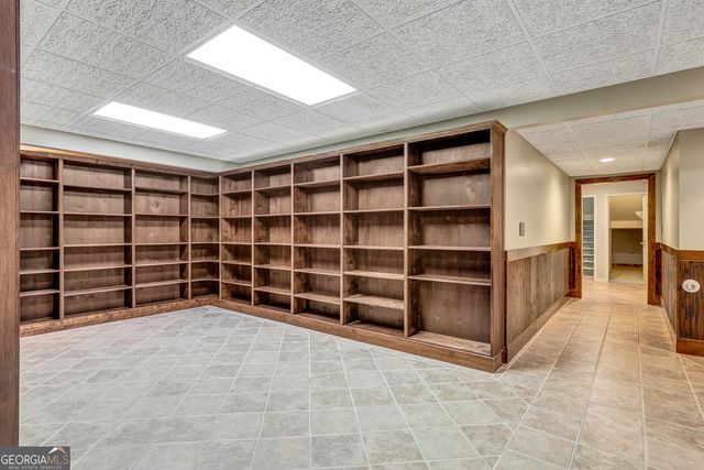 175 Mcelwaney Way, Fayetteville, GA 30215