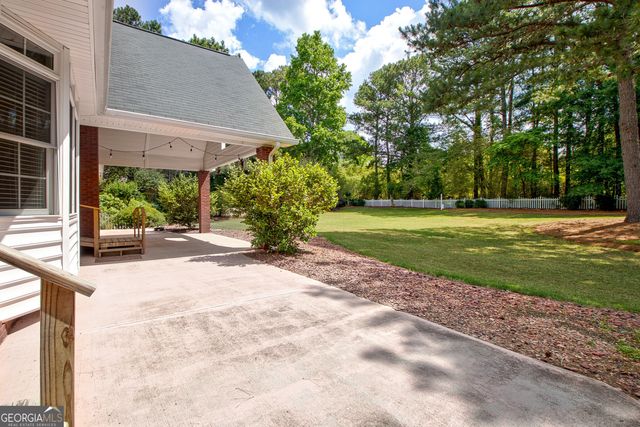 175 Mcelwaney Way, Fayetteville, GA 30215