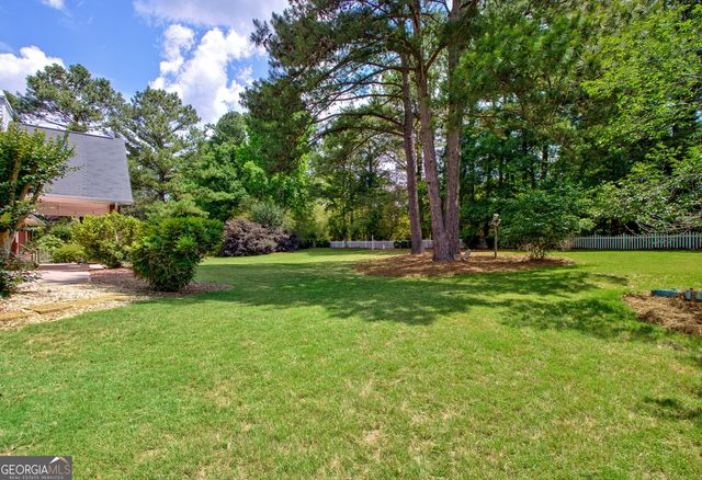 175 Mcelwaney Way, Fayetteville, GA 30215
