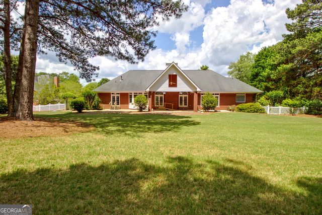 175 Mcelwaney Way, Fayetteville, GA 30215
