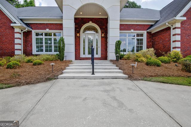 175 Mcelwaney Way, Fayetteville, GA 30215