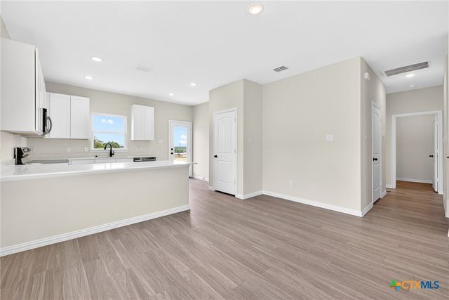 1102 Sky Summit Court, Belton, TX 76513