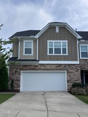 828 Bristol Bridge Drive, Cary, NC 27519