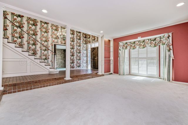 112 Western Street, Claude, TX 79019