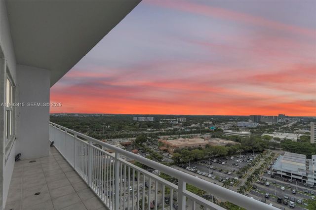 18011 Biscayne Boulevard PH04, Aventura, FL 33160