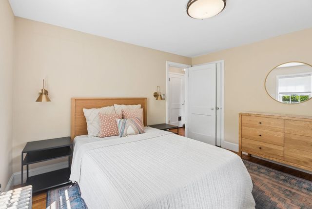 1384 Islington Street, Portsmouth, NH 03801