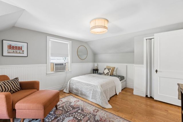 1384 Islington Street, Portsmouth, NH 03801