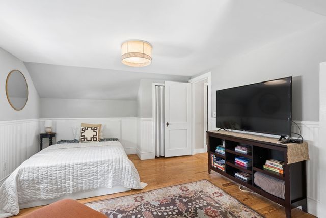 1384 Islington Street, Portsmouth, NH 03801