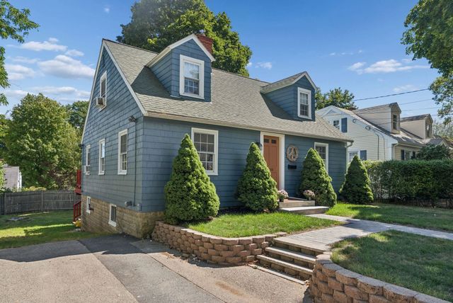 1384 Islington Street, Portsmouth, NH 03801