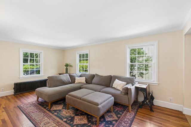 1384 Islington Street, Portsmouth, NH 03801