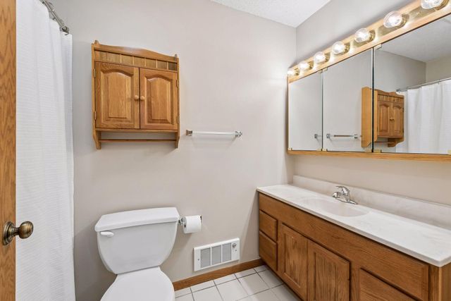 9721 Portal Drive, Eden Prairie, MN 55347