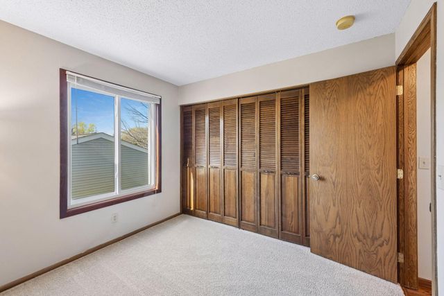 9721 Portal Drive, Eden Prairie, MN 55347