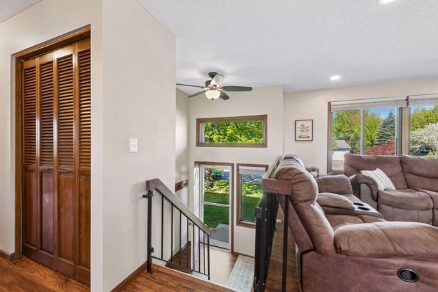 9721 Portal Drive, Eden Prairie, MN 55347