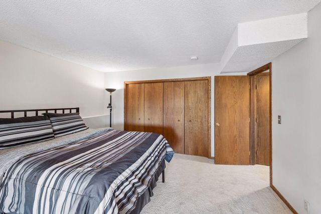 9721 Portal Drive, Eden Prairie, MN 55347