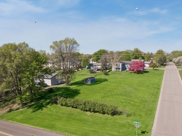 9721 Portal Drive, Eden Prairie, MN 55347