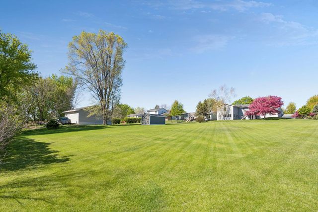 9721 Portal Drive, Eden Prairie, MN 55347