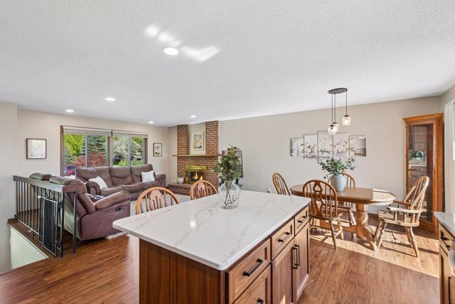 9721 Portal Drive, Eden Prairie, MN 55347