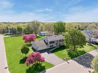 9721 Portal Drive, Eden Prairie, MN 55347