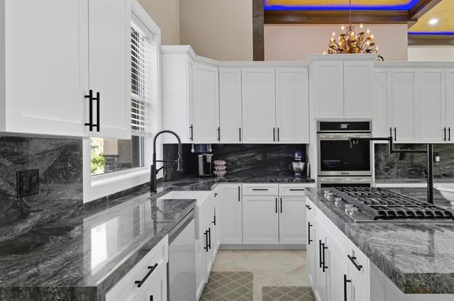 8350 Whispering Oak Way, West Palm Beach, FL 33411