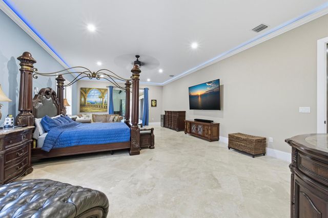 8350 Whispering Oak Way, West Palm Beach, FL 33411