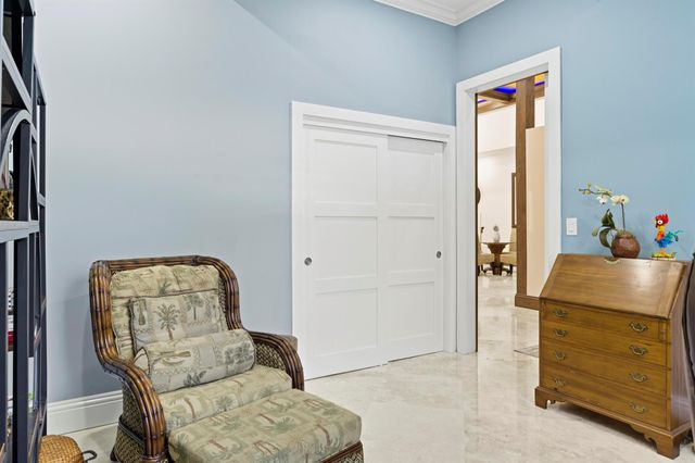 8350 Whispering Oak Way, West Palm Beach, FL 33411