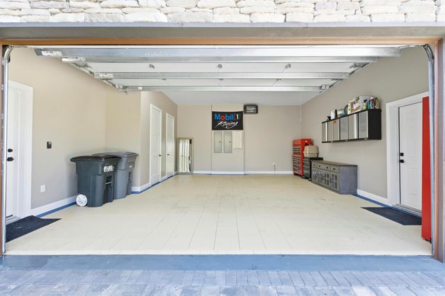 8350 Whispering Oak Way, West Palm Beach, FL 33411