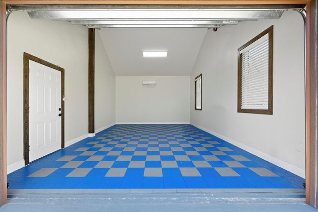 8350 Whispering Oak Way, West Palm Beach, FL 33411